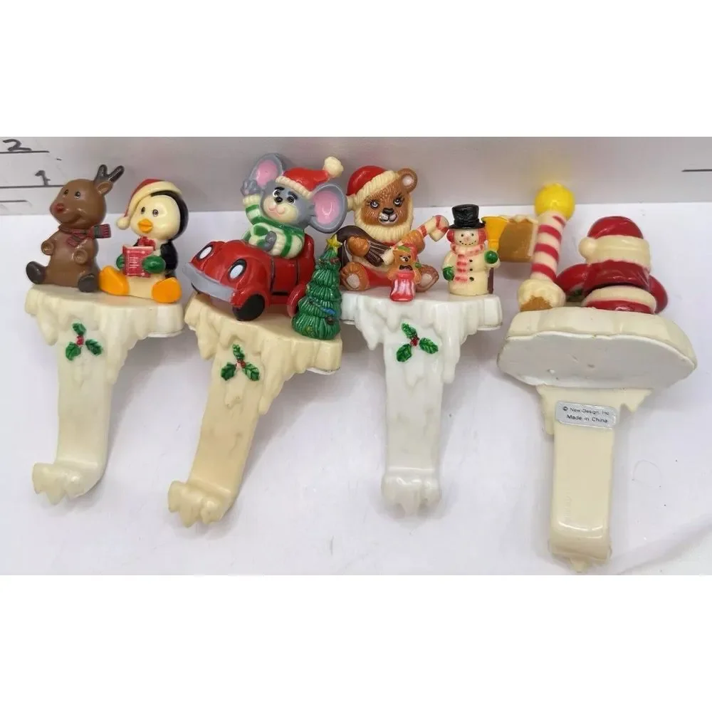 Four Plastic Resin Stocking‎ Hangers Vintage New Designs Inc Christmas Vintage